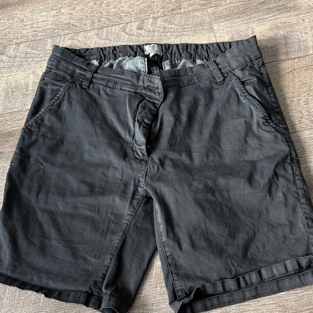 Black Women's Bermuda Shorts - Casual Mid-Rise Chino Style